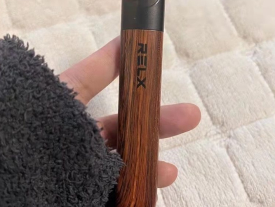 奥驰亚和Juul支持新的年龄检验系统